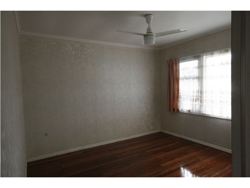 9 Dalkeith Street, Chermside West QLD 4032