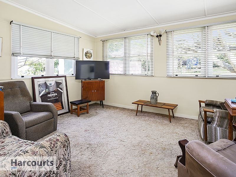 6 Parkview Street, Mitchelton QLD 4053