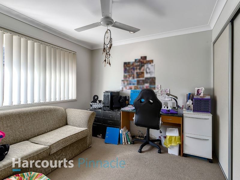 18 Bangalow Street, Morayfield QLD 4506