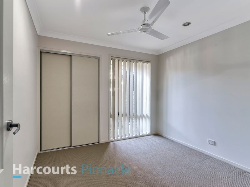 18 Bangalow Street, Morayfield QLD 4506