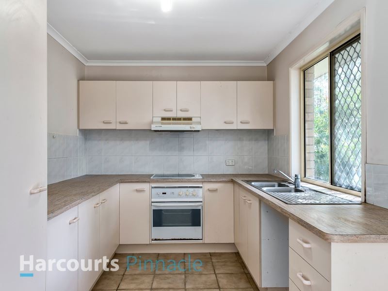 4 Boronia Place, Fitzgibbon QLD 4018