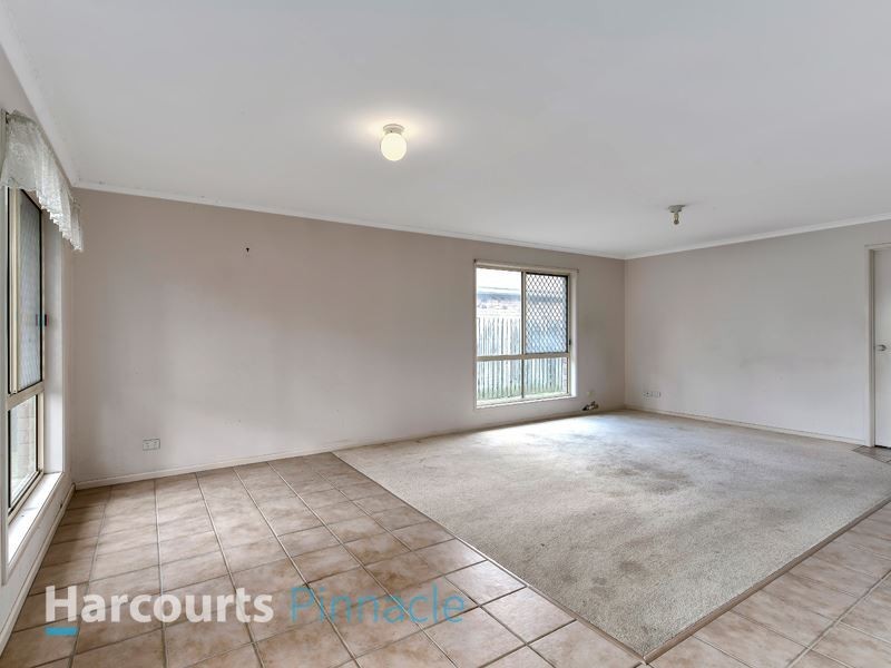 4 Boronia Place, Fitzgibbon QLD 4018