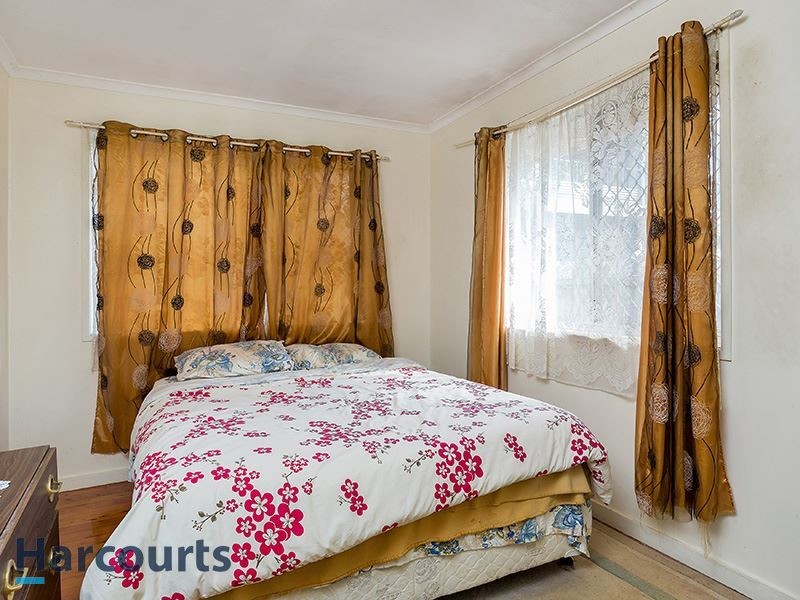 7 James St, Scarborough QLD 4020