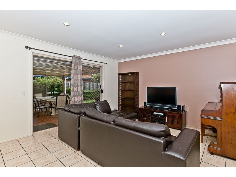 30 Johns Crescent, Boondall QLD 4034