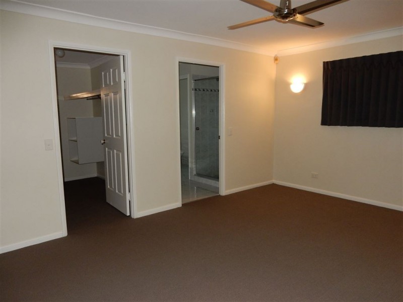 14 Marlock Close, Bridgeman Downs QLD 4035