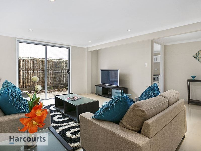 19 Fox Street, Strathpine QLD 4500