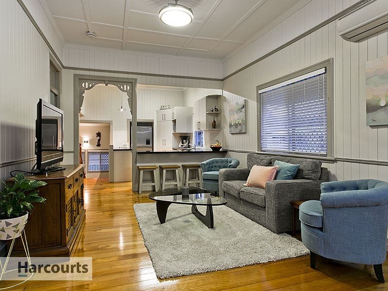 52 June Street, Mitchelton QLD 4053