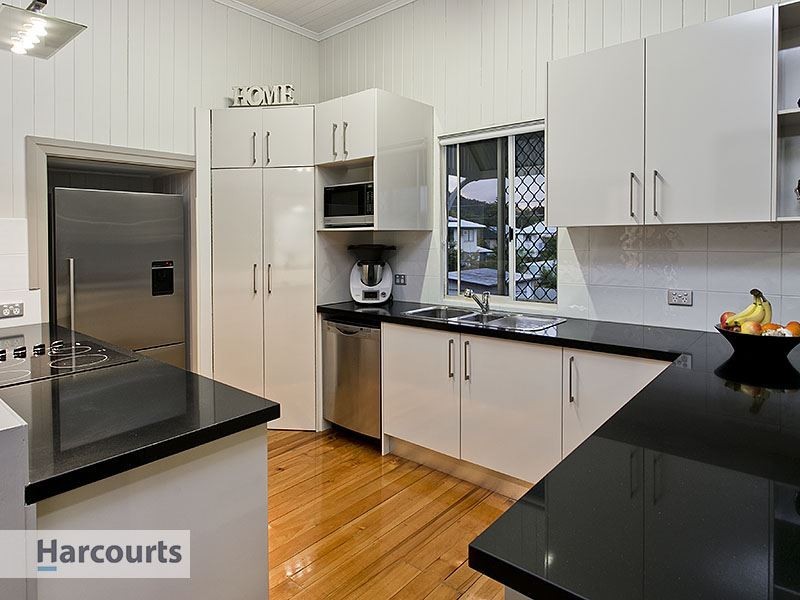 52 June Street, Mitchelton QLD 4053