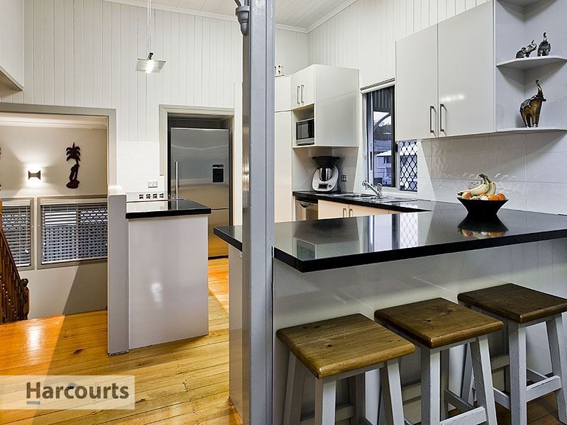 52 June Street, Mitchelton QLD 4053