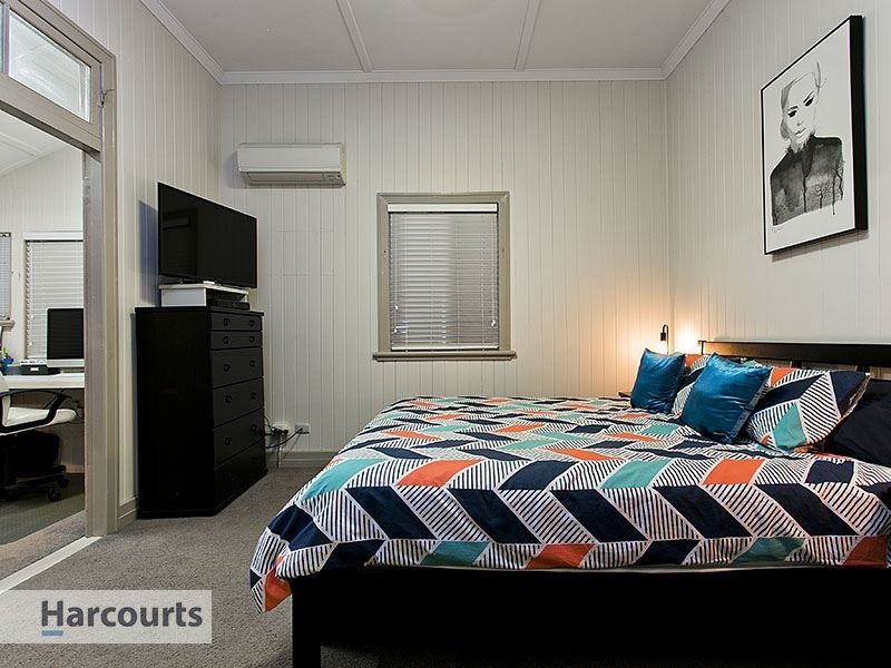 52 June Street, Mitchelton QLD 4053