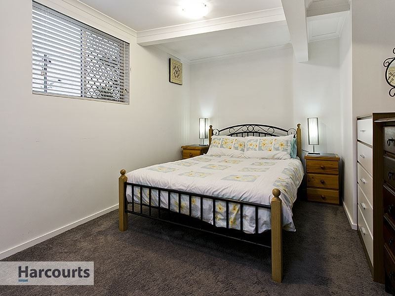 52 June Street, Mitchelton QLD 4053