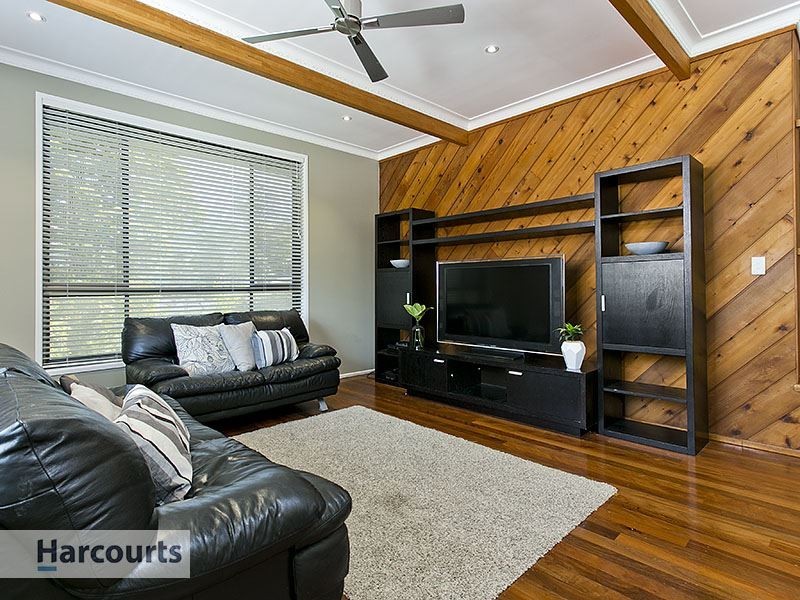 6 Mona Vale Way, Petrie QLD 4502