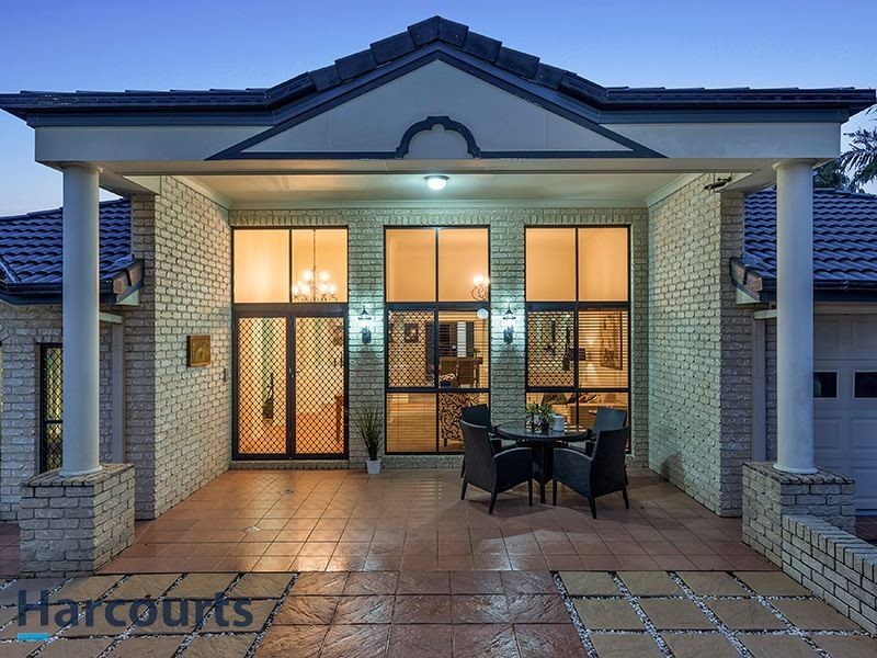 13 Ashdon Close, Bridgeman Downs QLD 4035