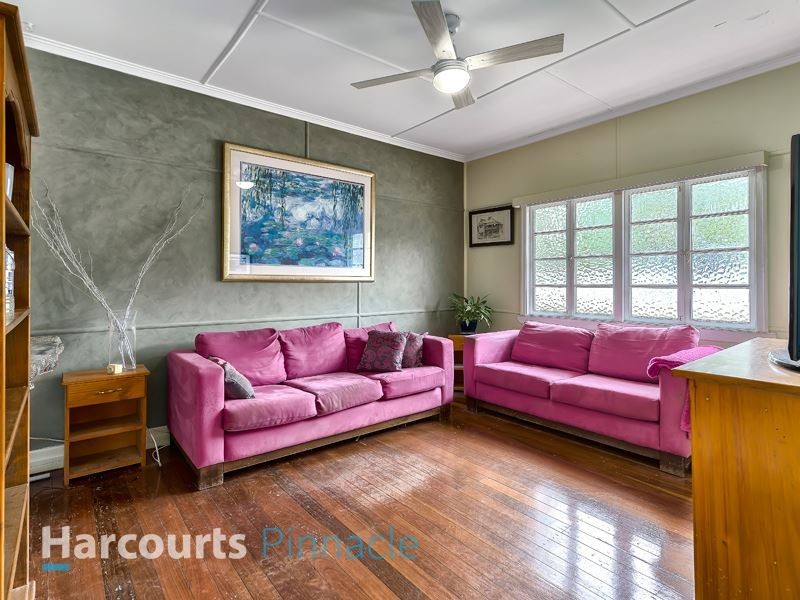 66 Hoskins St, Sandgate QLD 4017
