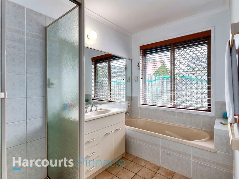 11 Lilly Pilly crescent, Fitzgibbon QLD 4018