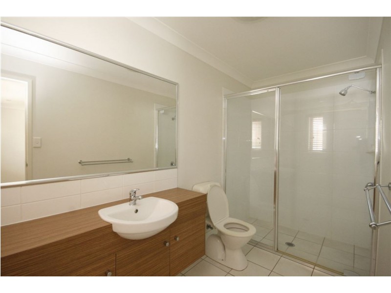5/8 Lackeen Street, Everton Park QLD 4053