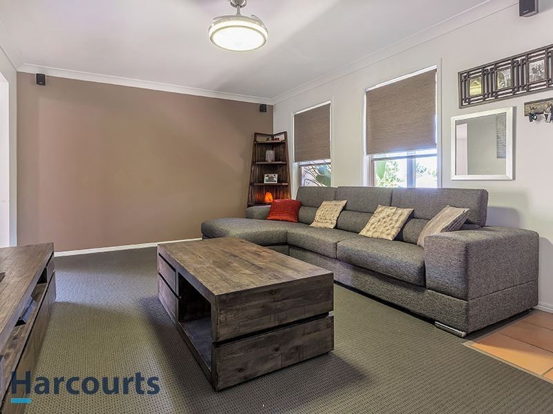 4 Seaforth Close, Albany Creek QLD 4035