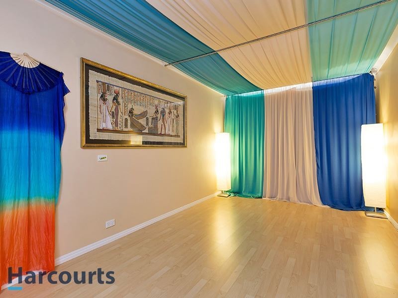 4 Seaforth Close, Albany Creek QLD 4035