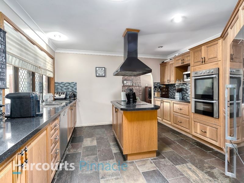 1 Heath Ct, Cashmere QLD 4500