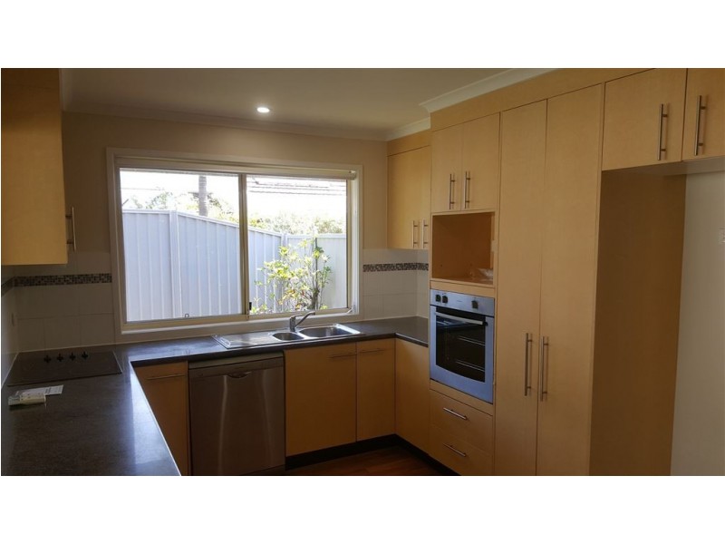 94 Rue Montaigne, Petrie QLD 4502