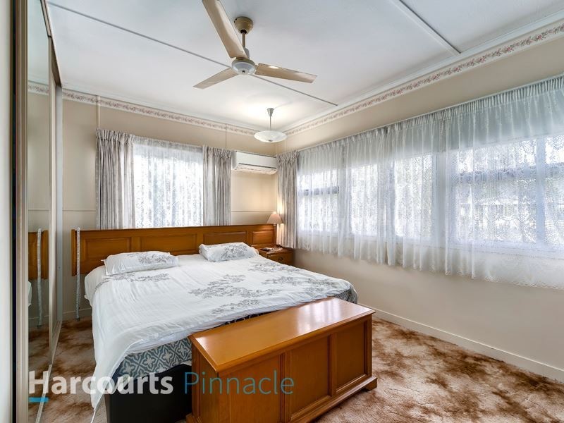 212 Appleby Rd, Stafford Heights QLD 4053
