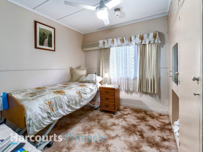 212 Appleby Rd, Stafford Heights QLD 4053