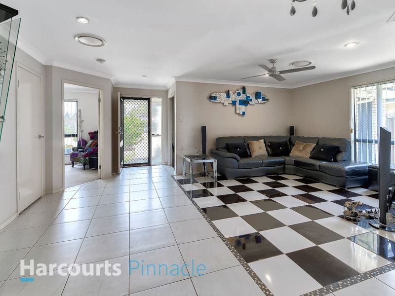 18 Egret Place, Taigum QLD 4018