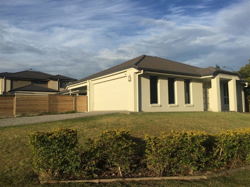 3 Seeana Cres, Bridgeman Downs QLD 4035