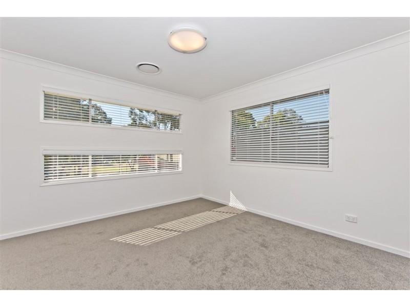 34 Heliopolis Pde, Mitchelton QLD 4053