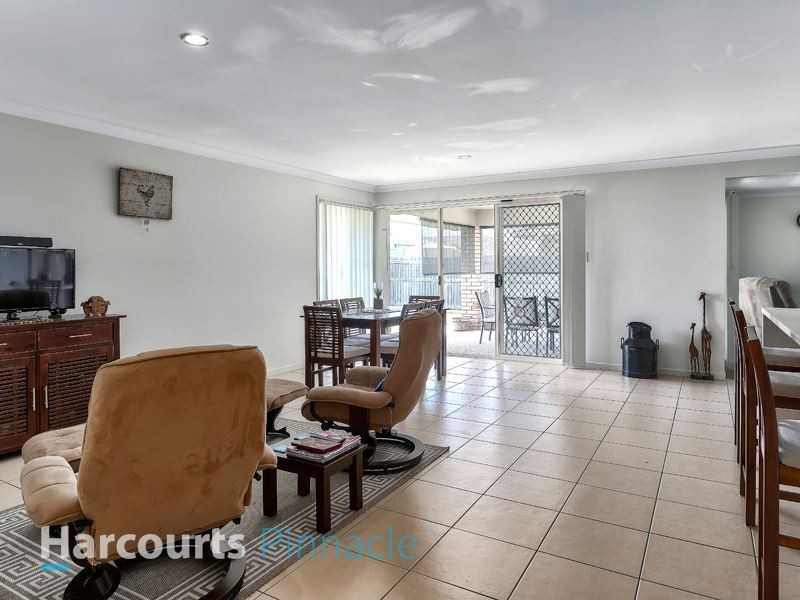 10 Shallows Place, Bellmere QLD 4510