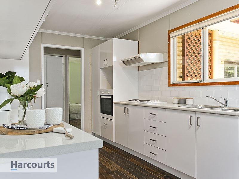23 Joora Ave, Petrie QLD 4502