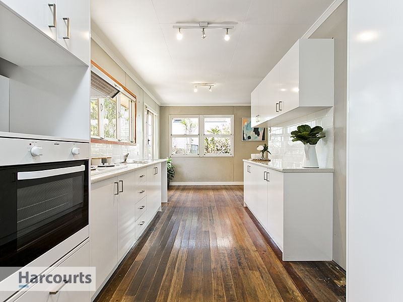 23 Joora Ave, Petrie QLD 4502