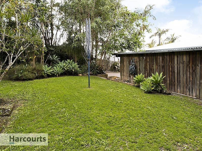 23 Joora Ave, Petrie QLD 4502