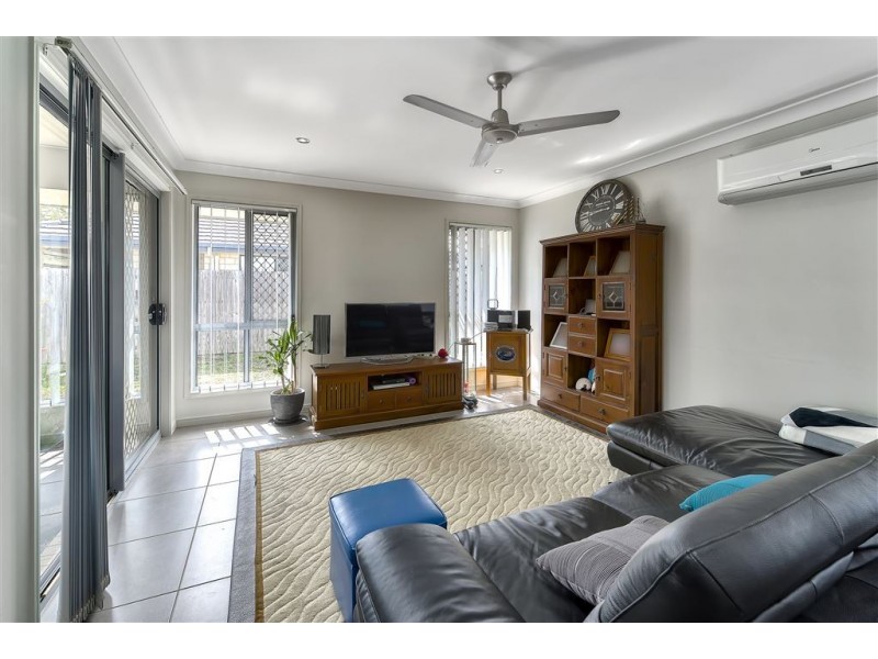 4 Hipwood Street, Morayfield QLD 4506