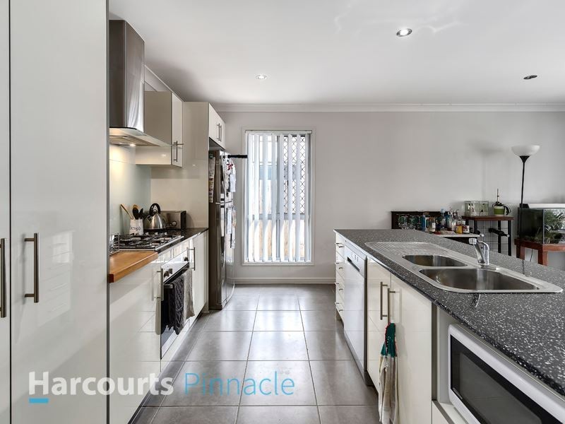 4 Hipwood Street, Morayfield QLD 4506