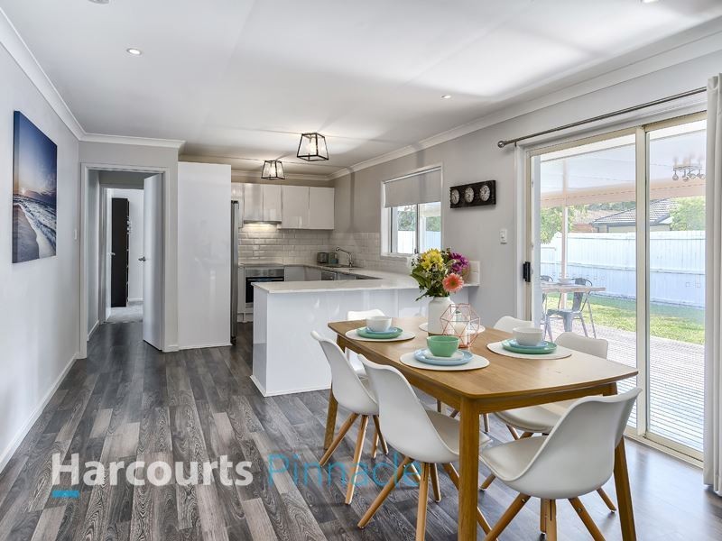 74 Cambridge Crescent, Fitzgibbon QLD 4018
