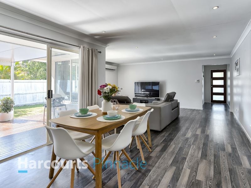 74 Cambridge Crescent, Fitzgibbon QLD 4018