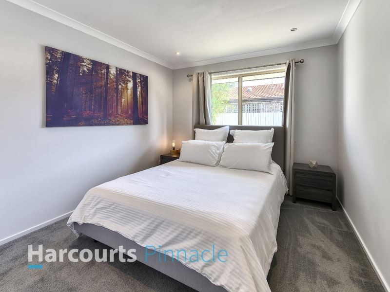 74 Cambridge Crescent, Fitzgibbon QLD 4018
