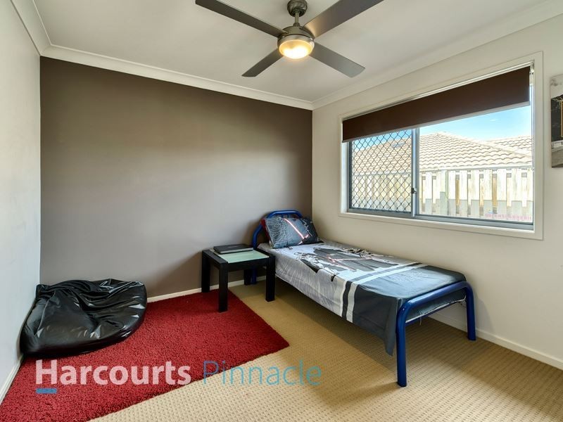 35 Beerwah Parade, Kallangur QLD 4503