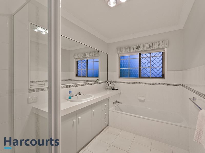 4 Mundie Pl, Bray Park QLD 4500