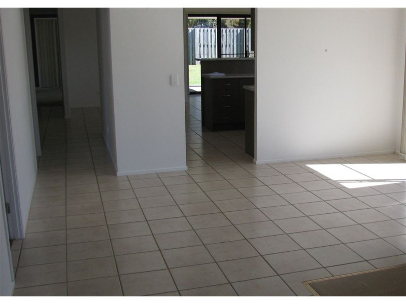 22 Christopher Place, Morayfield QLD 4506