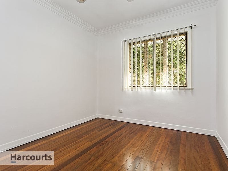 77 Glen Retreat Road, Mitchelton QLD 4053