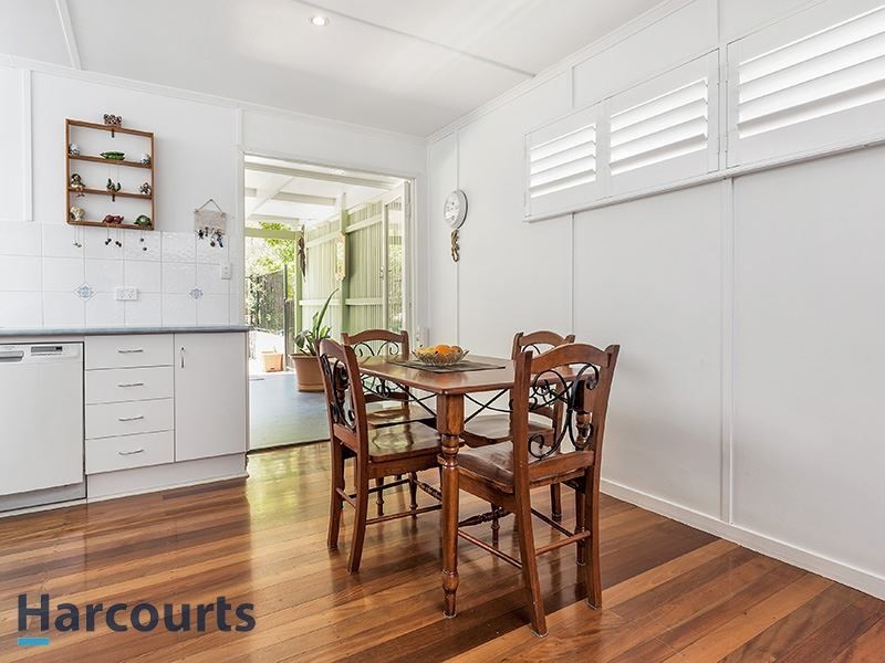 21 Joora Avenue, Petrie QLD 4502