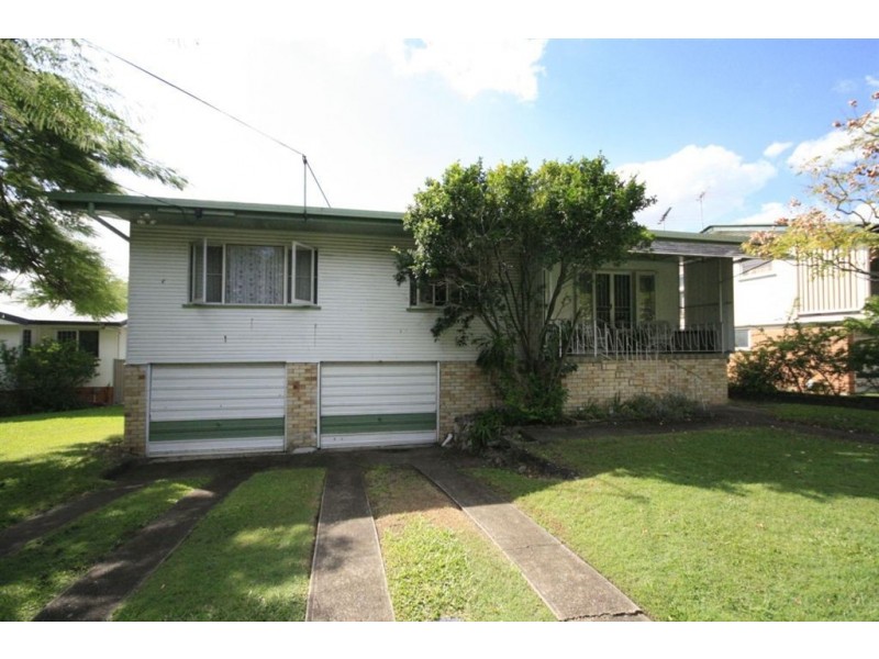 23 Chingford Street, Chermside West QLD 4032