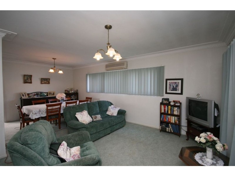 23 Chingford Street, Chermside West QLD 4032