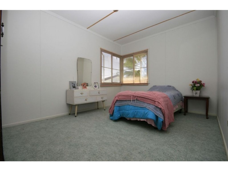 23 Chingford Street, Chermside West QLD 4032