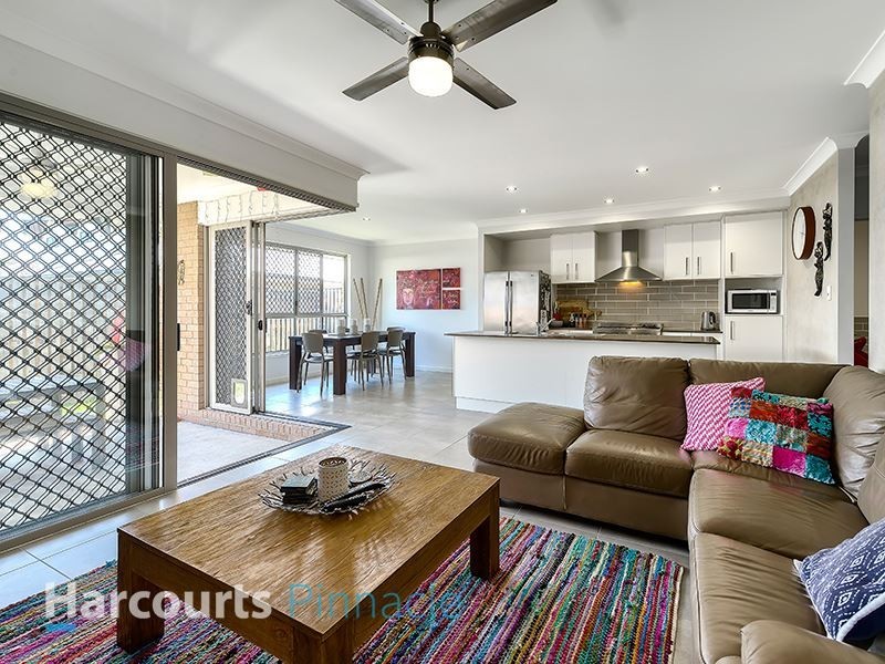 6 Glenelg La, Fitzgibbon QLD 4018