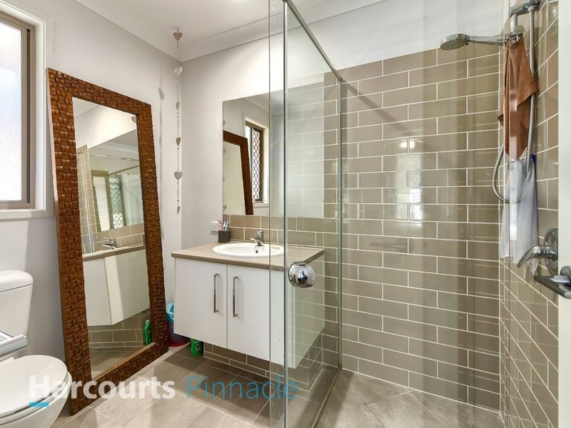 6 Glenelg La, Fitzgibbon QLD 4018