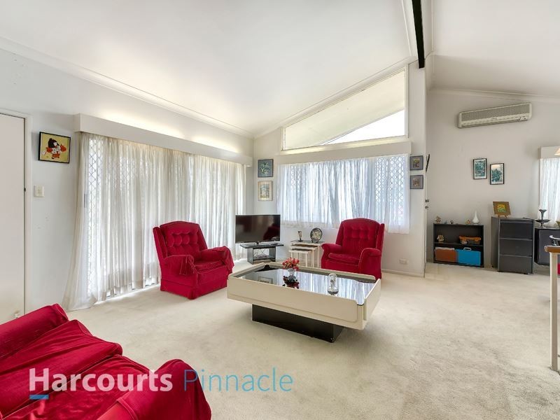 27 Currajon St, Brendale QLD 4500