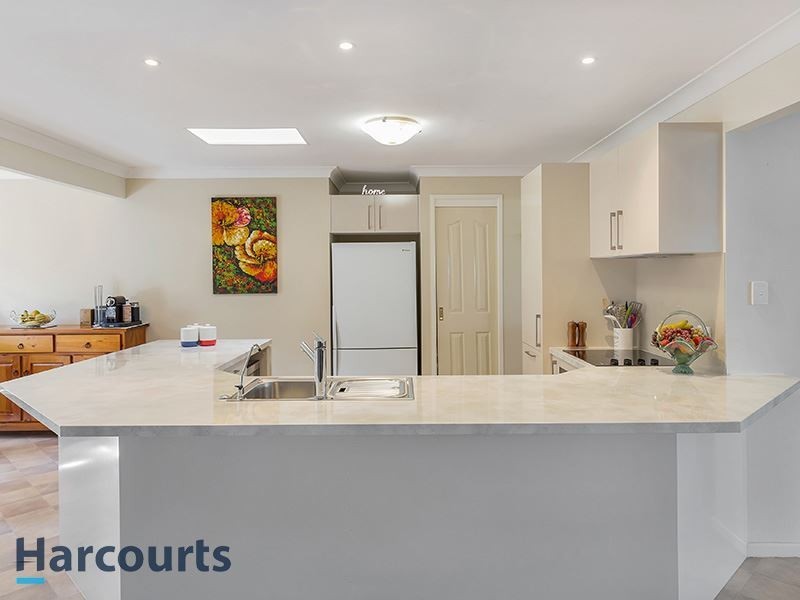 3 Loire Ave, Petrie QLD 4502